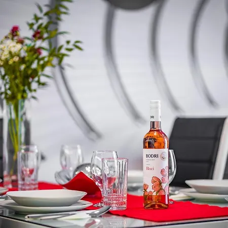Myflat Diamond Bay Шиофок