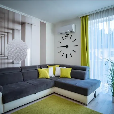 Апартаменты Myflat Diamond Bay